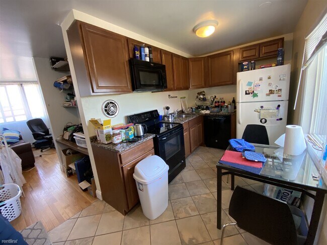 Foto del edificio - 908 Oakland Ave