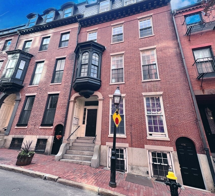 45A Hancock St Unit A, Boston, MA 02114 Condo for Rent in Boston, MA