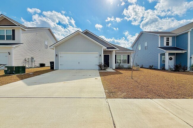 Foto del edificio - AVAILABLE MID-MARCH! (Pet Friendly)