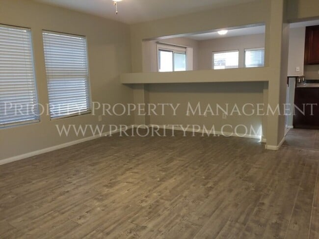 Foto del edificio - ~~BEAUTIFUL ALIANTE HOME!  3 Bed ~ 1600+ S...
