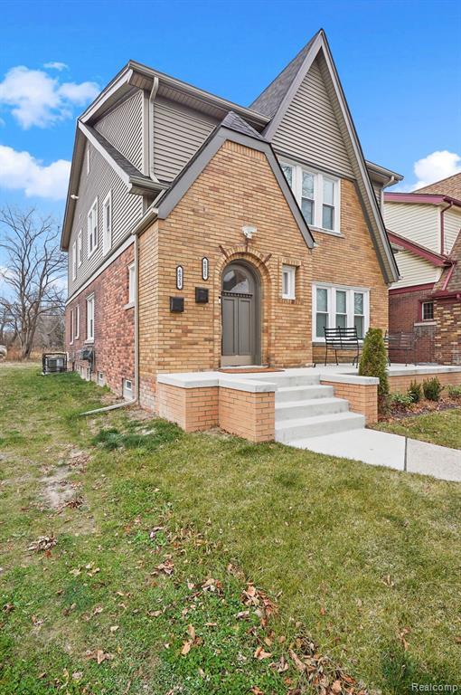Building Photo - 6025 Harrell St
