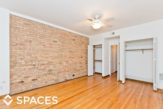 Building Photo - 1317 W Addison St