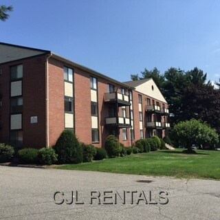 Primary Photo - 71 Montvale Ave