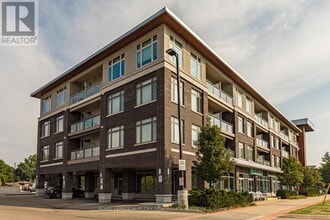 Building Photo - 457-457 Plains Rd E