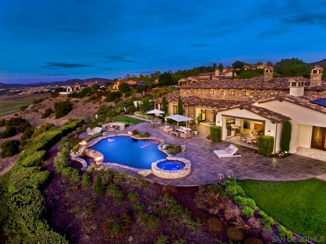 Building Photo - 8415 Run of the Knolls Ct