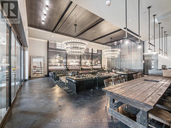 Photo du bâtiment - 505 Richmond St W