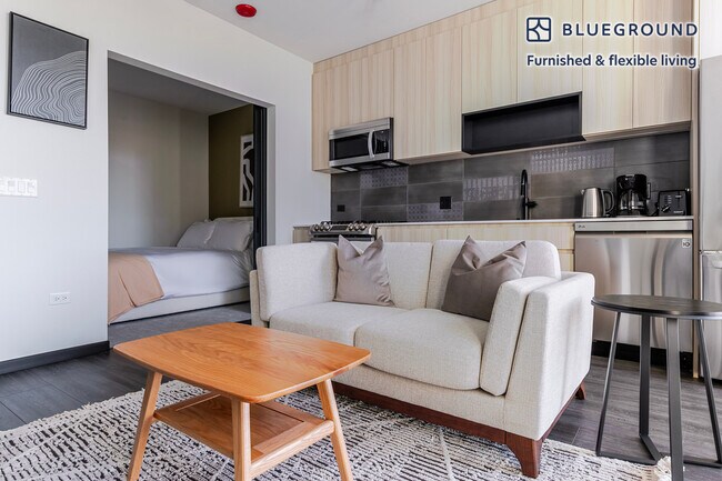 Foto del edificio - 1400 W Randolph St