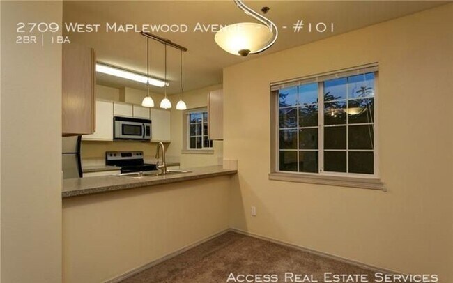 Foto del edificio - 2709 W Maplewood Ave