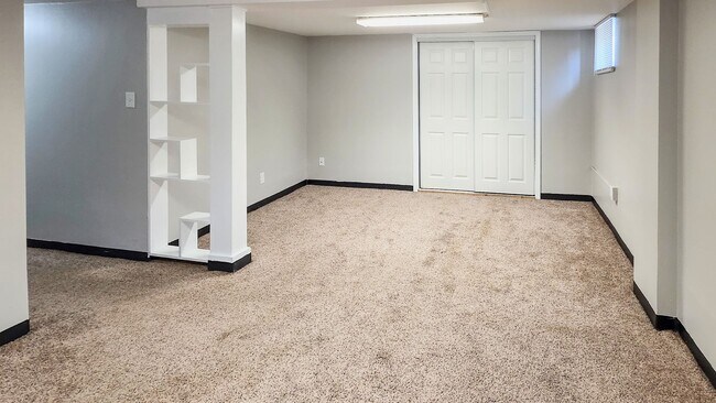 Foto del edificio - South Knoxville - Clean 2 Bedroom, 1 Bath,...