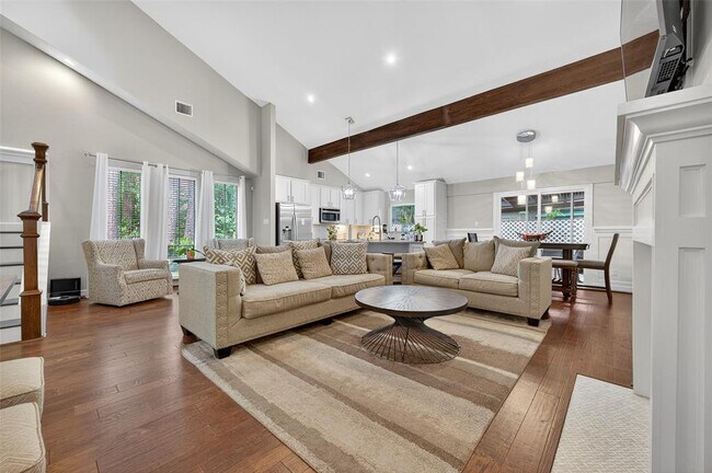 Foto del edificio - 9400 Doliver Dr