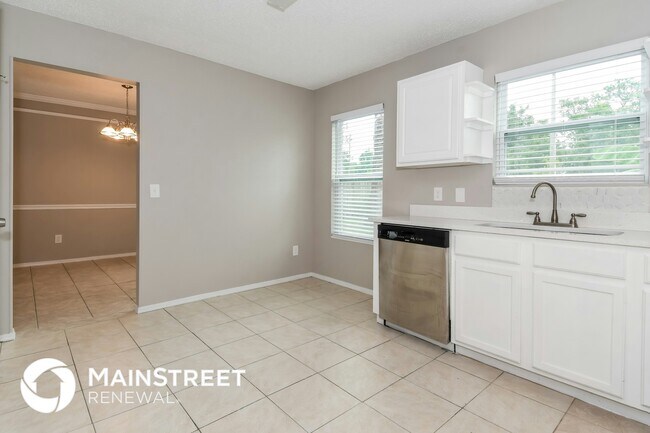 Foto del edificio - 627 Staffordshire Dr