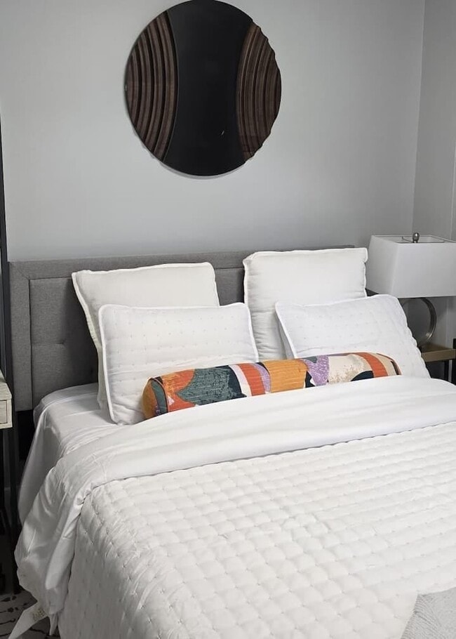 Building Photo - 1315 Gorrell St