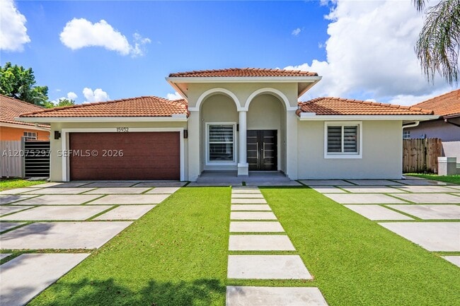 Building Photo - 15932 SW 101st Terrace