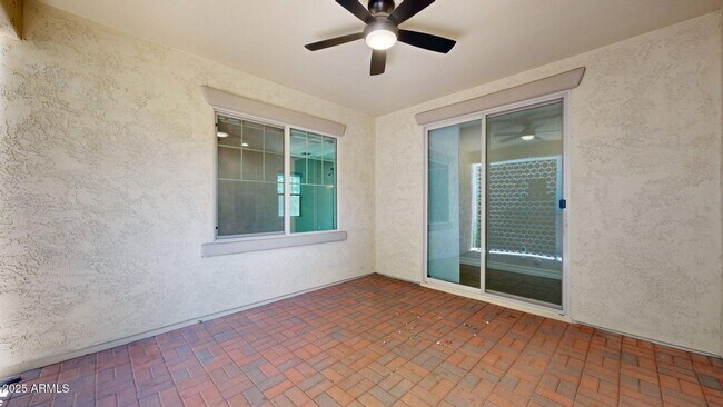Foto del edificio - 209 E Beatryce St