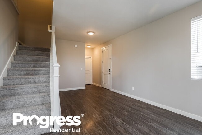 Building Photo - 2952 S Willow Creek Dr