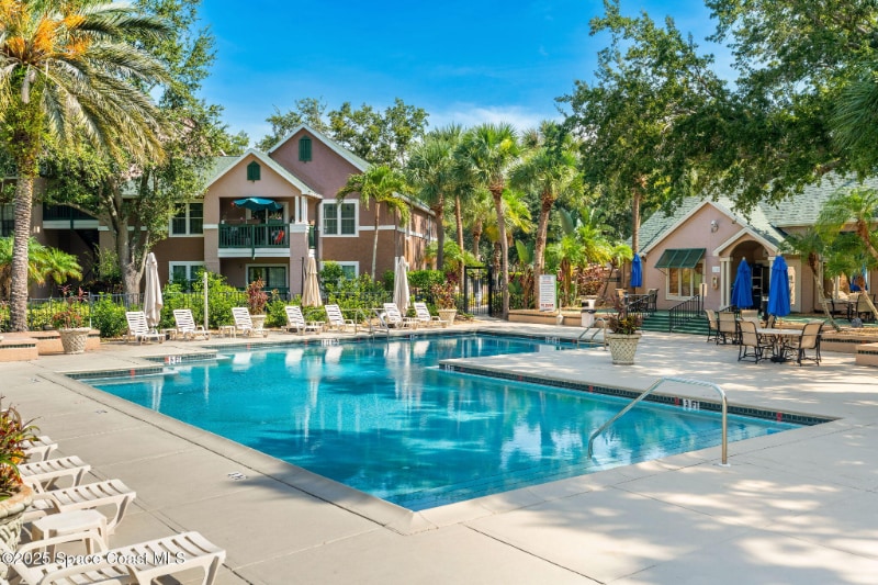 Foto principal - 7667 N Wickham Rd