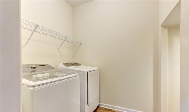 Building Photo - 139 Sonata Cir