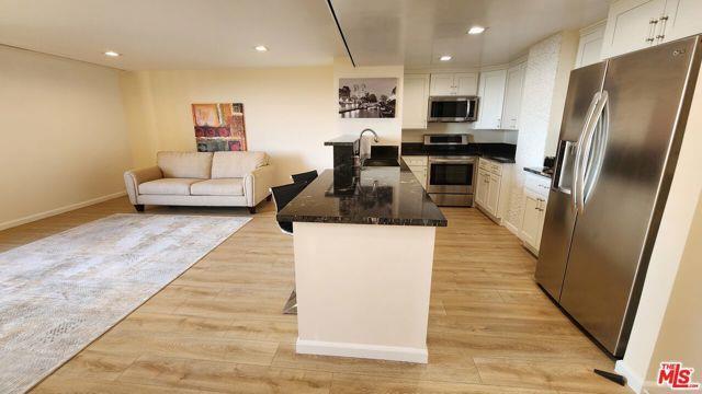 Foto del edificio - 2160 Century Park Ln