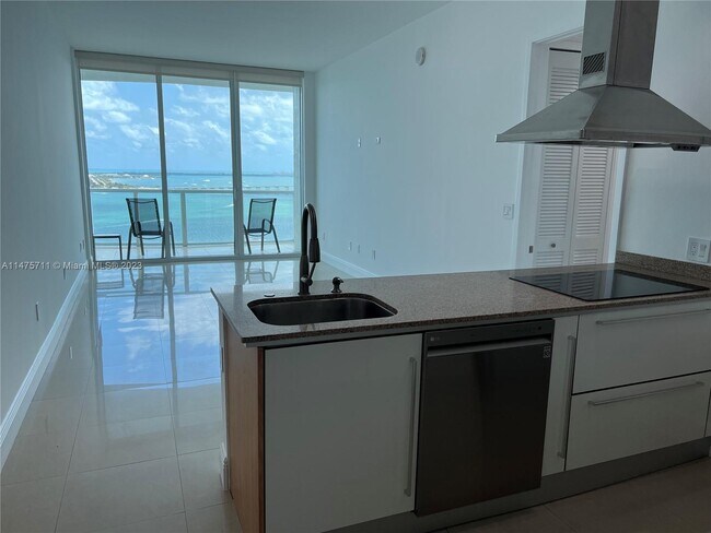 Foto del edificio - 218 SE 14th St