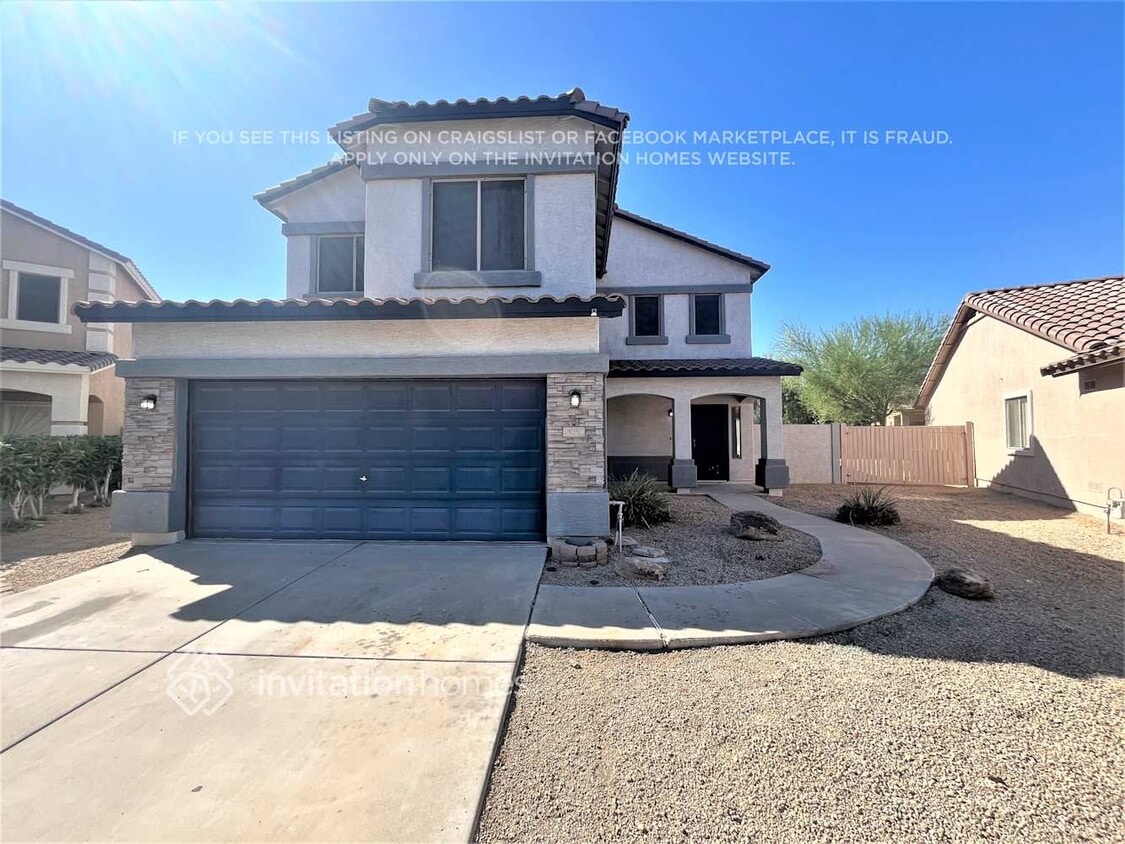 Primary Photo - 13050 W Larkspur Rd