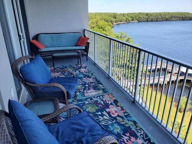 Foto del edificio - 13427 Blue Heron Beach Dr