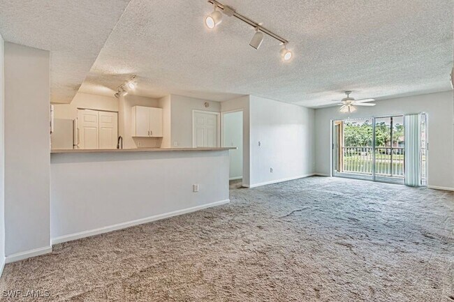 Building Photo - 1810 Florida Club Cir