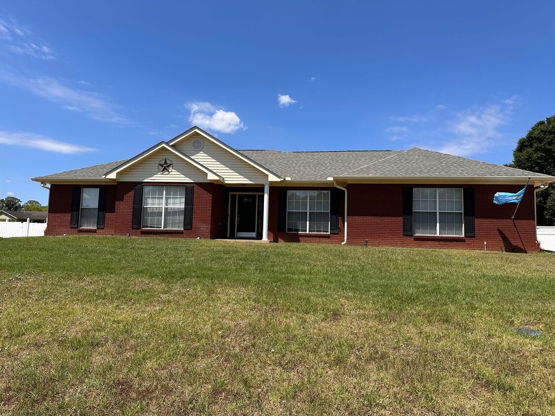 Wood Creek Subdivision!! Close to Ft Novo... - Wood Creek Subdivision!!  Close to Ft Novo...