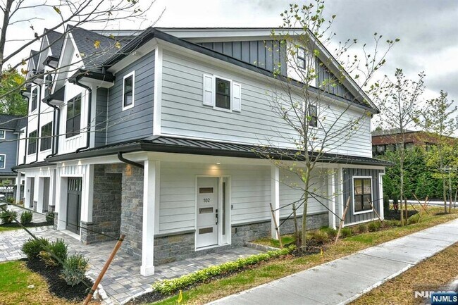 Foto del edificio - 234 Rivervale Rd