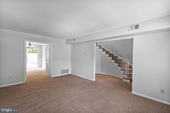 Building Photo - 8323 Kingsgate Rd