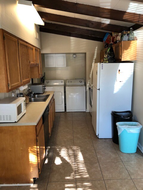 Foto del edificio - 1576 Heron Ln
