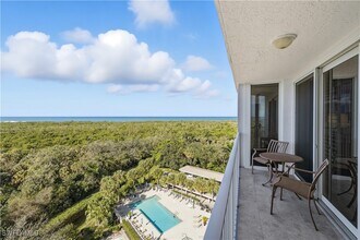 Building Photo - 6361 Pelican Bay Blvd