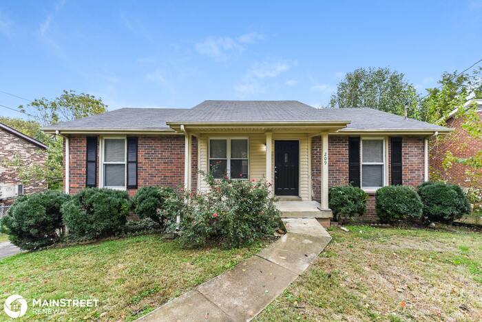 Primary Photo - 209 Township Dr, Hendersonville, TN 37075