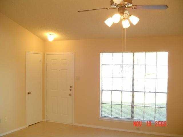 Building Photo - 8760 Birmingham Dr