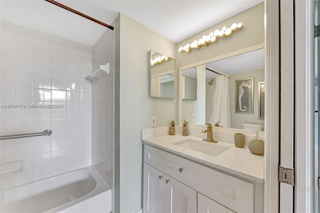 Foto del edificio - 19501 E Country Club Dr