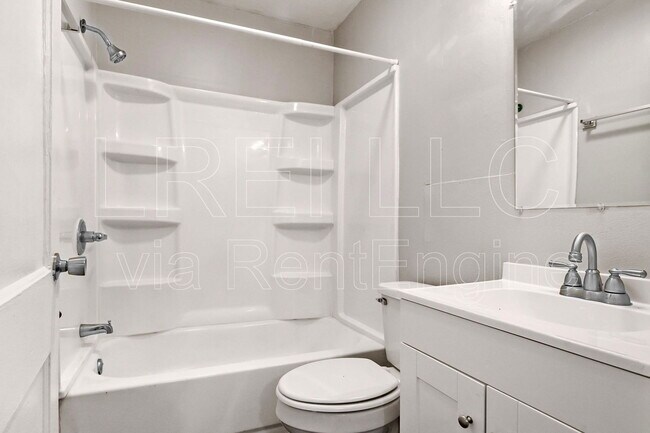 Foto del edificio - 3936 Rankin St