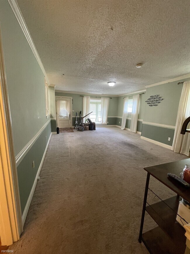 Foto del edificio - 2 br, 2 bath House - 6005 Welworth Avenue ...
