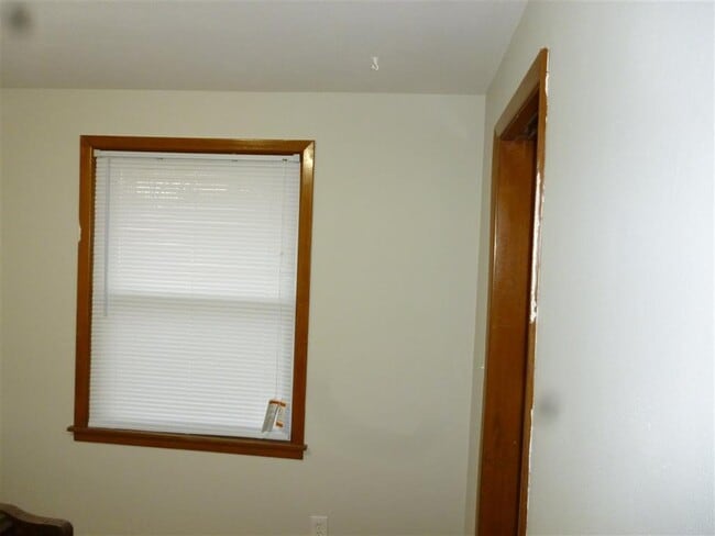Building Photo - 2618 Skokie Dr
