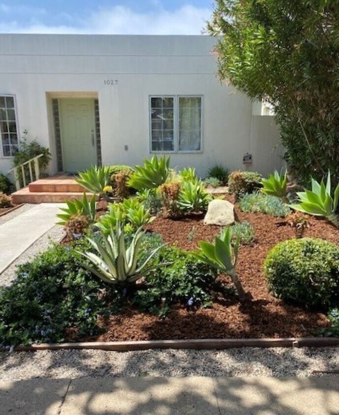 Primary Photo - Fiske Street Palisades Gem - 2 bedroom