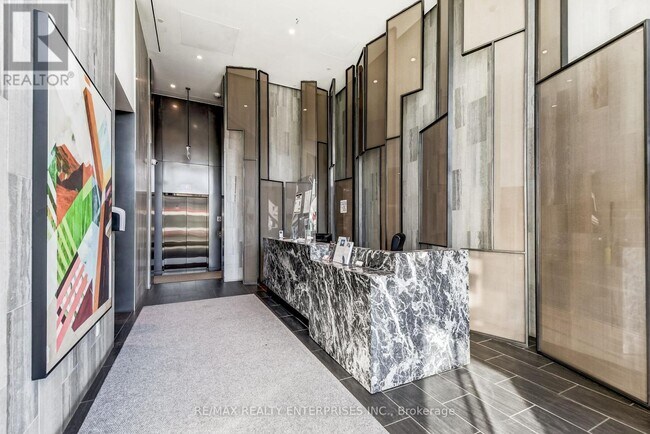 Photo du bâtiment - 27 Bathurst St