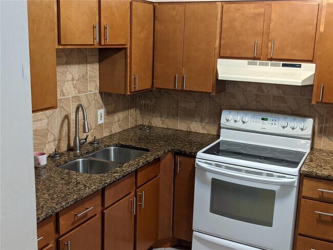 Foto del edificio - 4512 E 10th Ave
