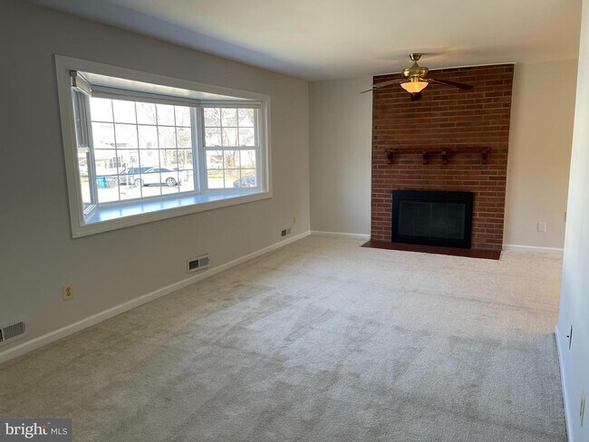 Foto del edificio - 302 Meadow Ln SW