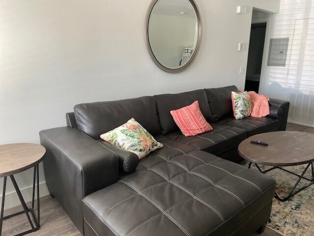 Living Room - 805 Live Oak Rd
