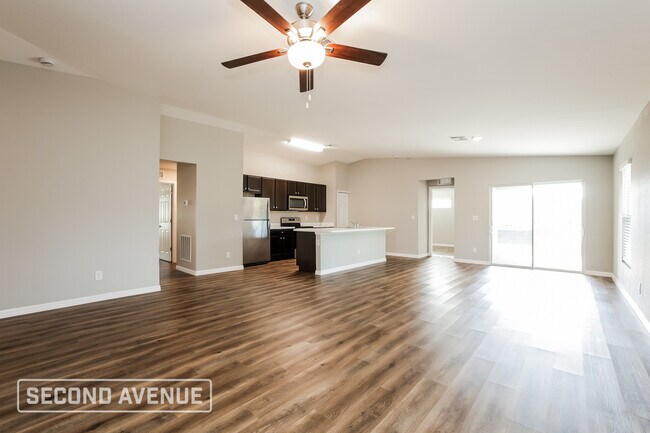 Foto del edificio - 230 Malden Ave S