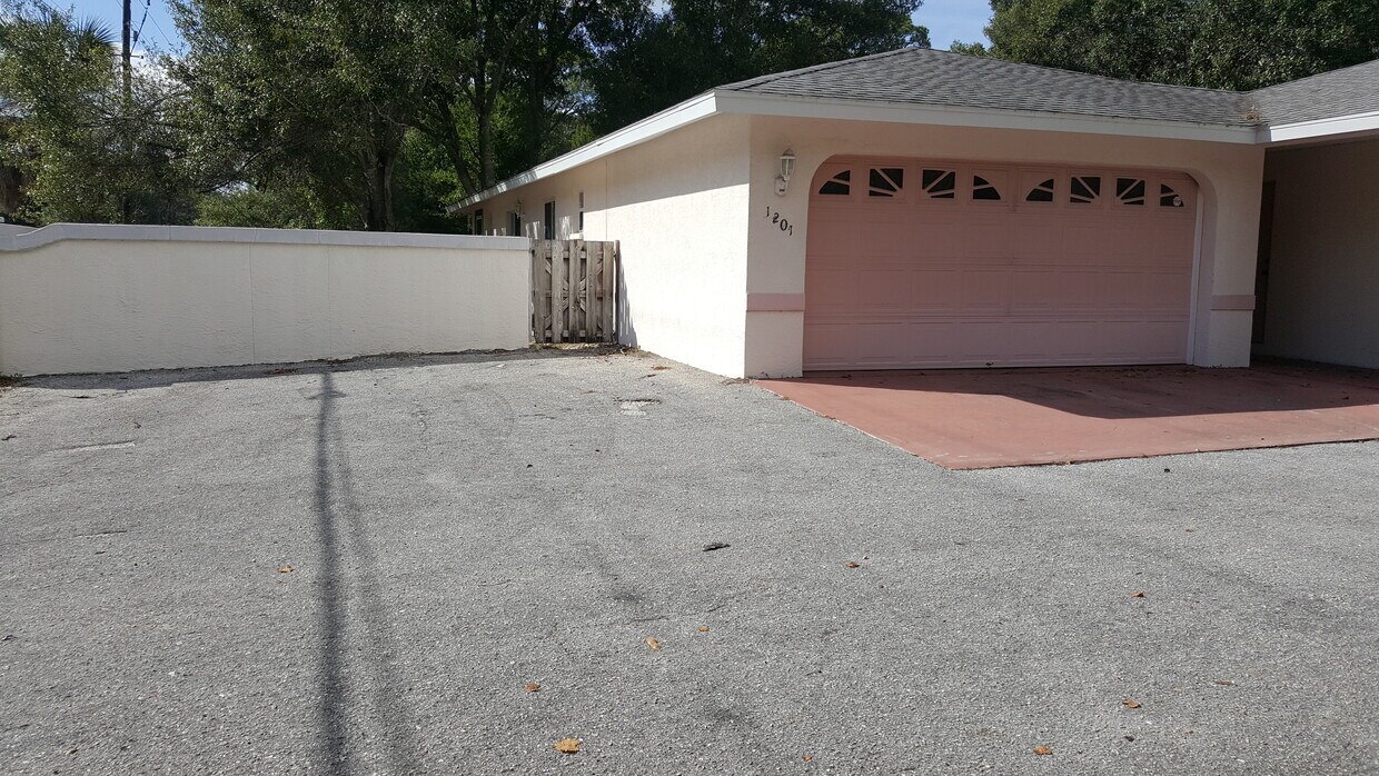 1201 Benedict Ct, Sarasota, FL 34237 House Rental in Sarasota, FL
