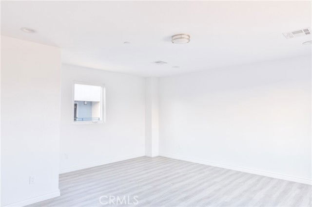 Foto del edificio - 14614 Vanowen St