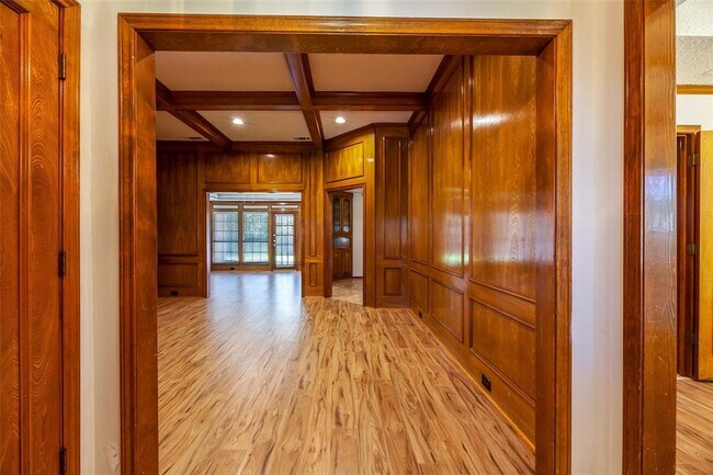 Building Photo - 4316 Hartford Dr