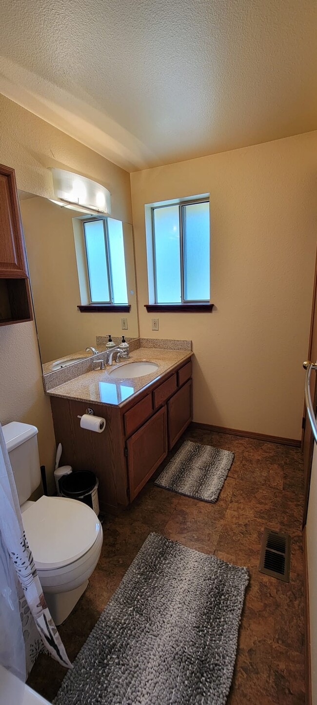 Building Photo - 19925 Wallingford Ave N