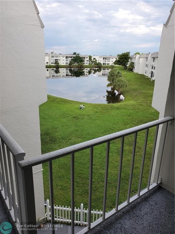 8110 Sunrise Lakes Blvd Unit 304, Sunrise, FL 33322 Condo for Rent in
