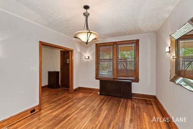 Building Photo - Professionally Managed // 3 Bedroom 2.5 Ba...