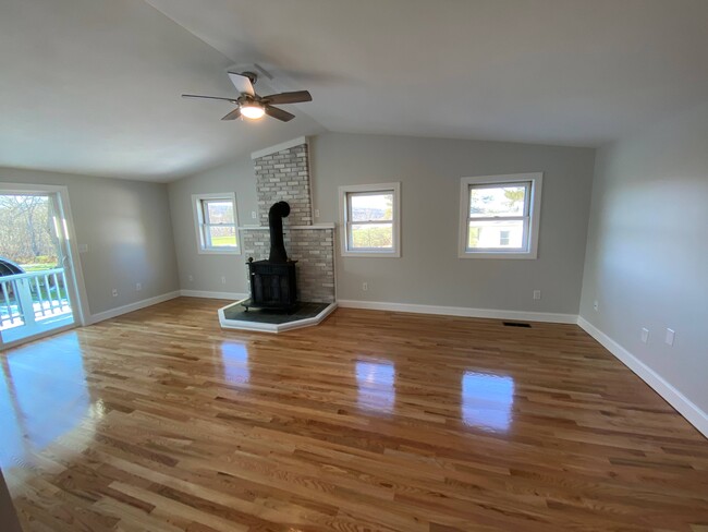 Great Room with Wood Stove - 3299 Mohawk St